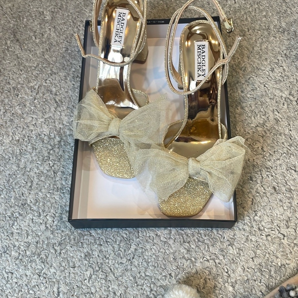 Gold Glitter Block Heel Sandals - Picture 2 of 9